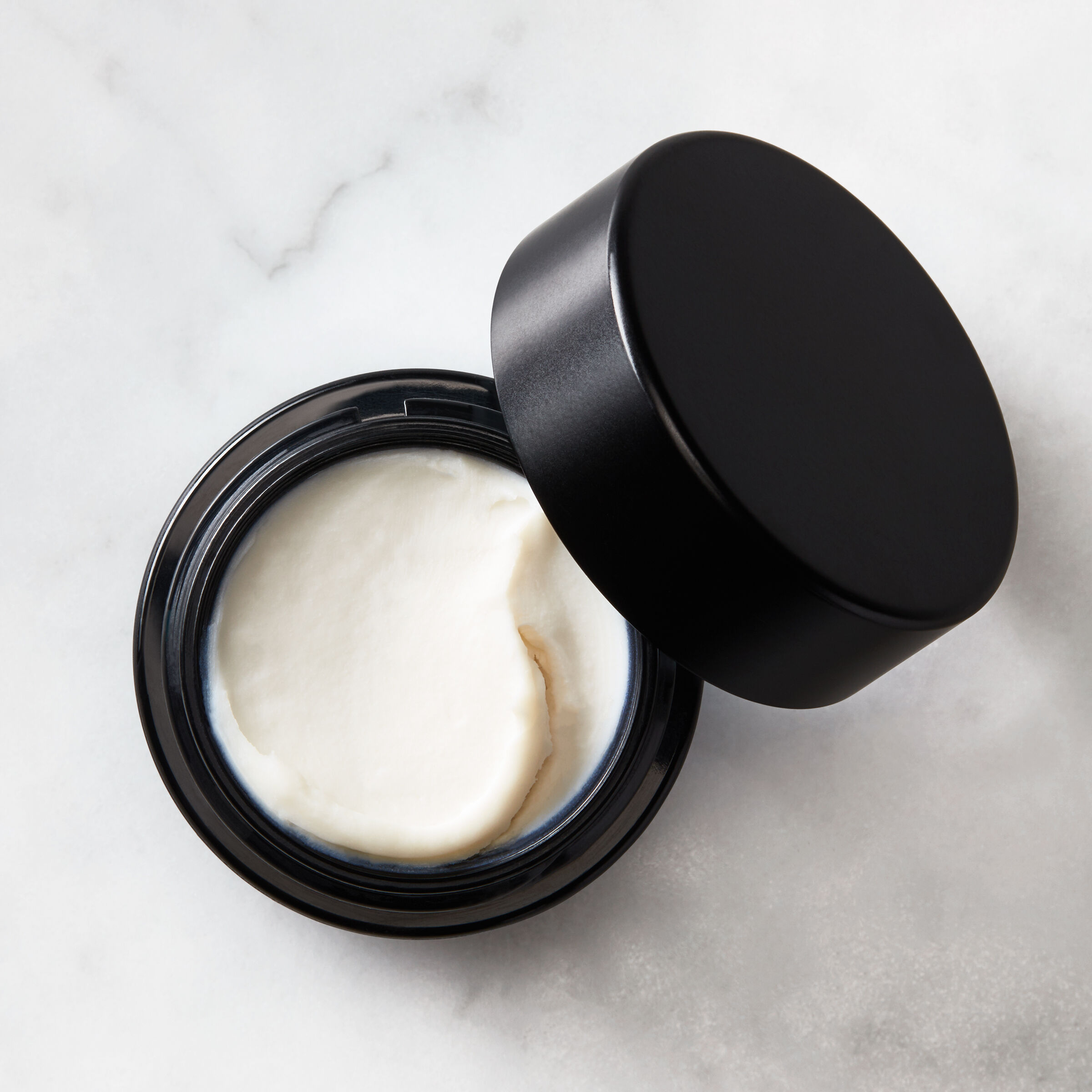 مُصلح العين المضاد للشيخوخة