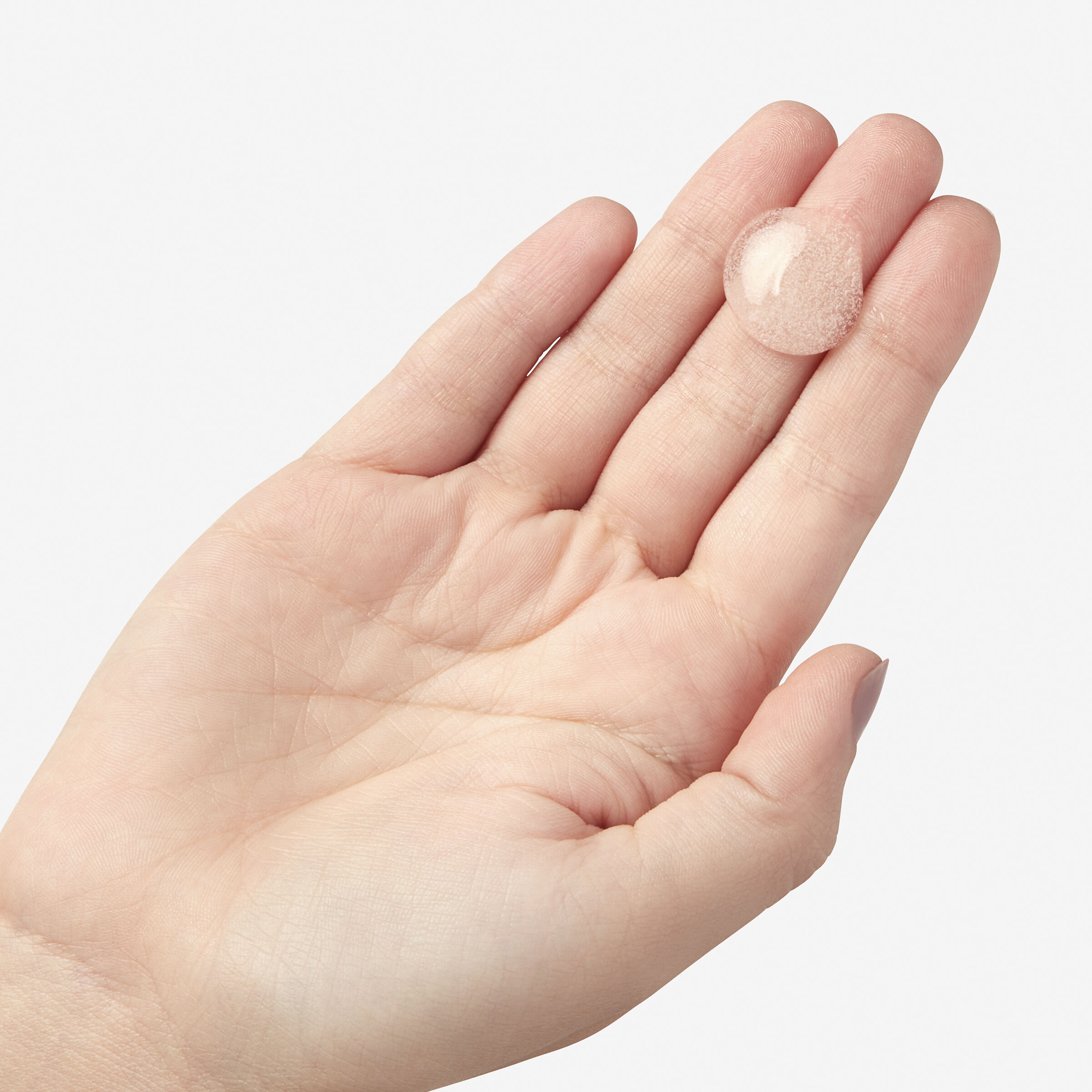 كليرلي كوريكتيف™ غسول يومي لتفتيح البشرة وتقشيرها