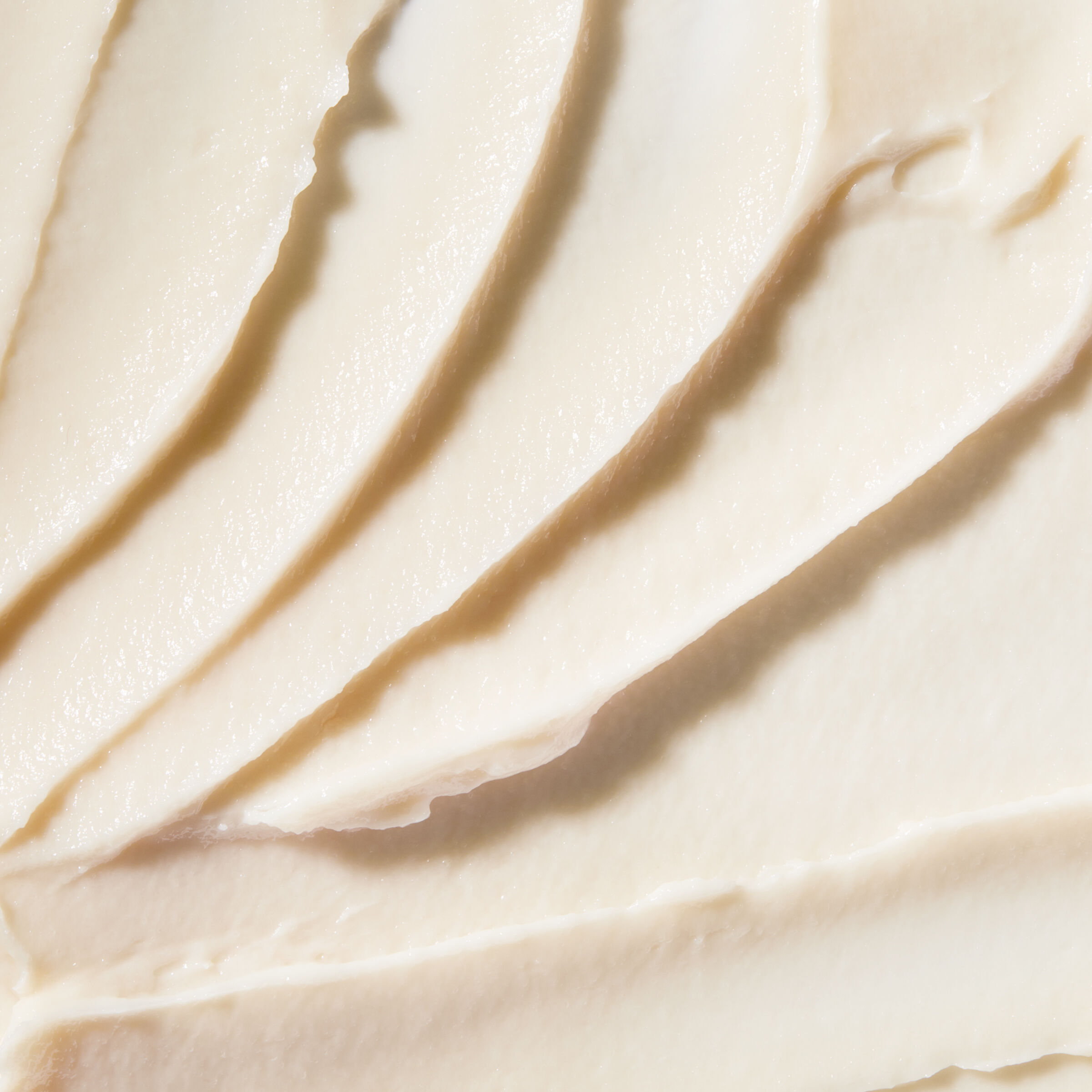 قناع لشد البشرة بأوراق الزنجبيل والكركديه،