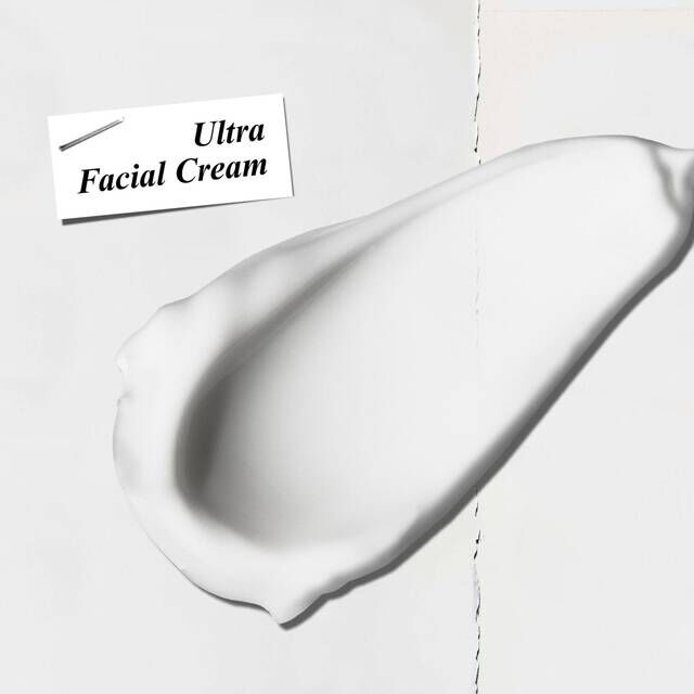 Ultra Facial Cream texture swatch ​