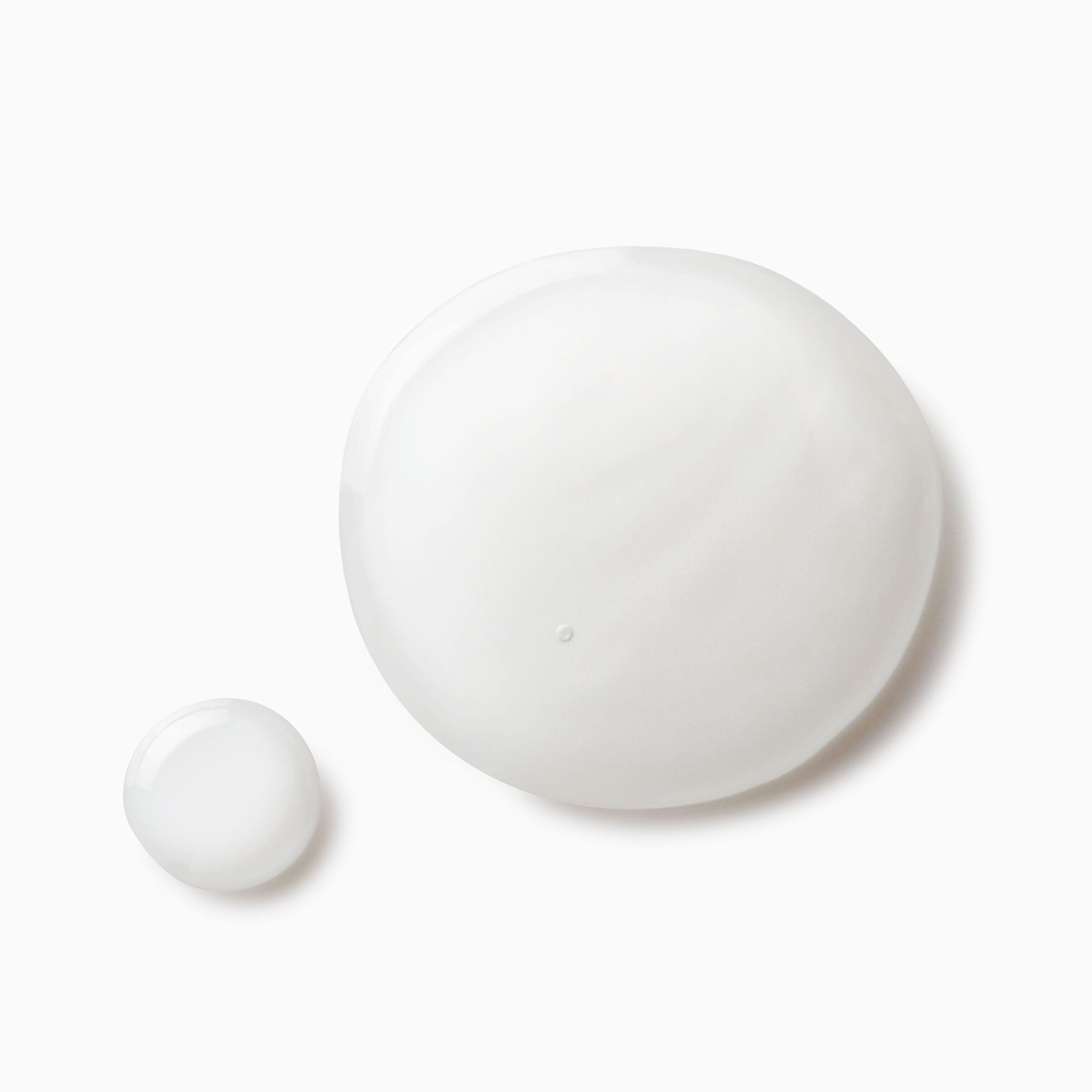 أمبولات كليرلي كوريكتيف™ لتجديد صفاء البشرة بسرعة وفعالية